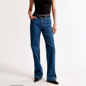 Abercrombie High Rise 90s Relaxed Jean